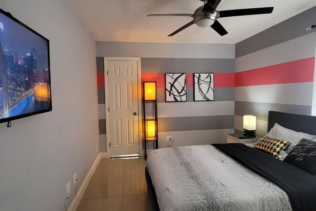 K - Fully Remodeled And Professionally Decorated Las Vegas Exterior foto